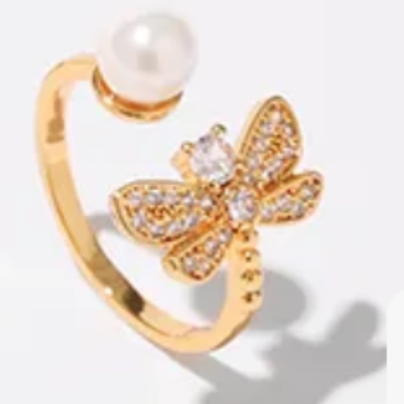 18KT Gold Plated Butterfly Pearl Ring - Picture 2 of 4